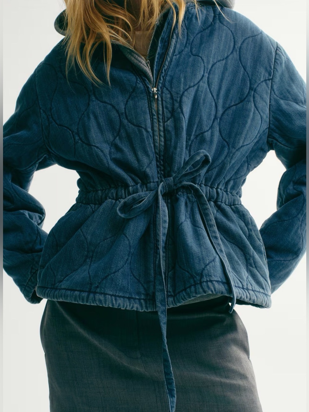 NWT H&M Oversized Quilted Drawstring Denim Jacket, Medium Wash, Pockets, Size M